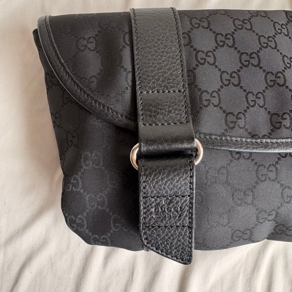 Gucci Messenger Bag Black GG Monogram Nylon, Leather Trim - Picture 3 of 12